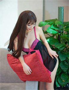 美女视频六房间-蜜桃99